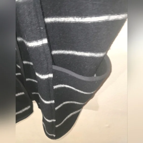 Free People Blanket Poncho Coat Wool Blend Black And White Size Small Oversized - Picture 5 of 7